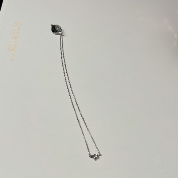 Jade Turquoise Pendant on Silver Necklace - Picture 3 of 5